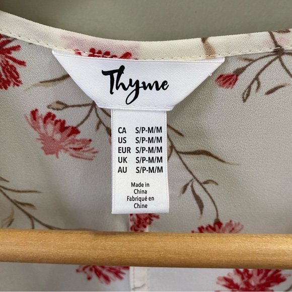 Thyme Maternity Red Floral Open Front Kimono Small-Medium - Picture 6 of 6